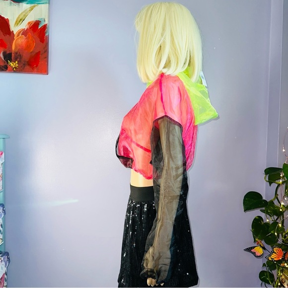 Sheer neon windbreaker - Picture 14 of 15